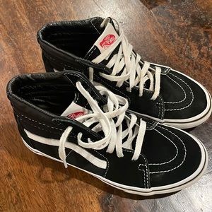 Vans-black SK-8 High. Great Condition